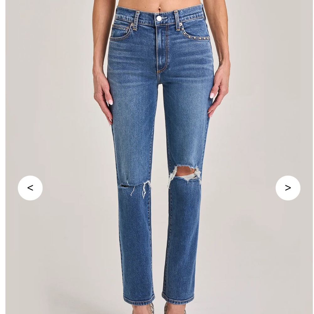 Straight Leg Le Jean in Size 24